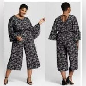 Ava & Viv 3X Romper Black & White Floral Jumpsuit Romper Crop Pants Bell Sleeve